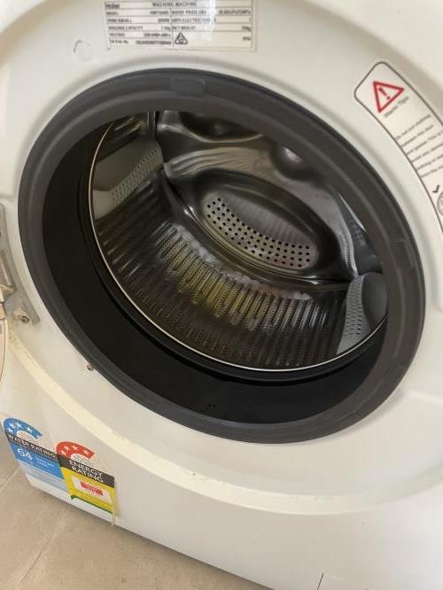 Second-hand Haier 7.5kg Front Load Washing Machine - Photo 4)