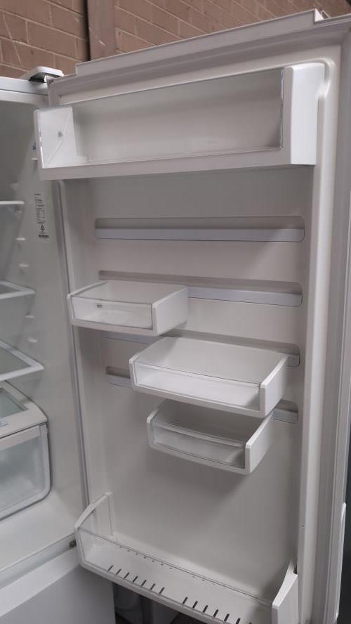 Second-hand Westinghouse 343L Bottom Mount Fridge - Photo 4)