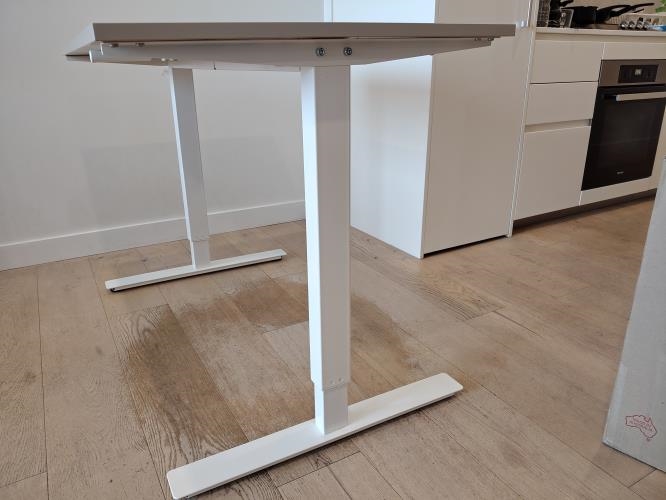 Second-hand IKEA Height-Adjustable Desk - Photo 4)