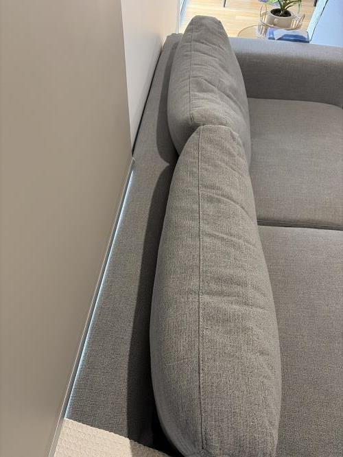 Second-hand Sofa - Photo 4)
