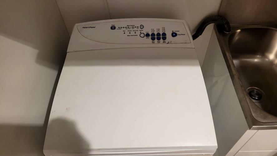 Second-hand Fisher & Paykel 5.5kg Top Load Washing Machine - Photo 4)