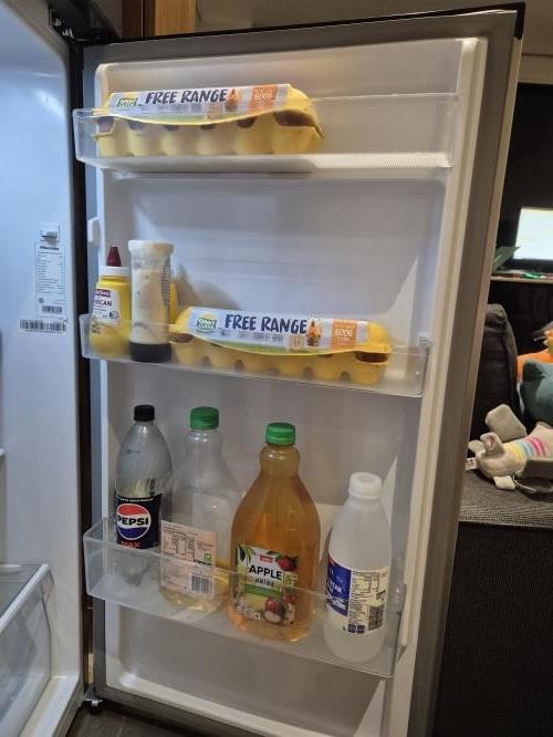 Second-hand Hisense 326L Top Mount Fridge - Photo 4)