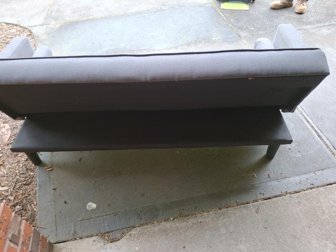 Second-hand Sofa - Photo 4)