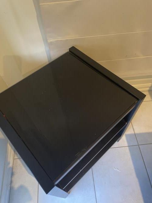 Second-hand Side Table with Glass Top - Photo 5)