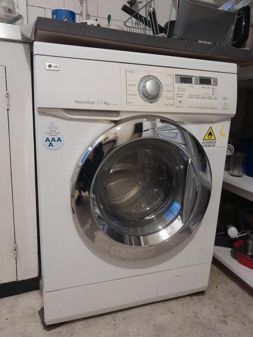 Second-hand LG 7kg / 4kg Washer-Dryer Combo - Photo 5)