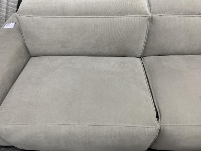 Second-hand King Living Electric Reclining Sofa - Photo 5)