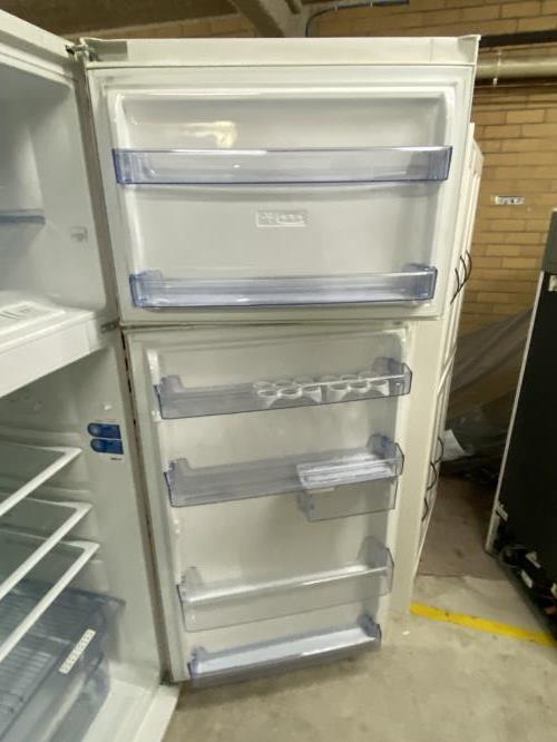 Second-hand Beko 385L Top Mount Fridge - Photo 5)