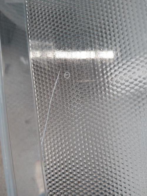 Second-hand Chiq 202L Top Mount Fridge - Photo 5)