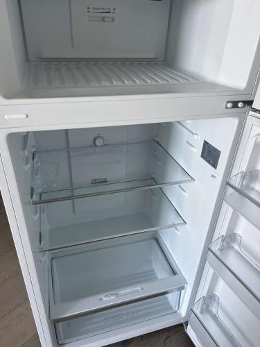 Second-hand Chiq 435L Top Mount Fridge - Photo 5)
