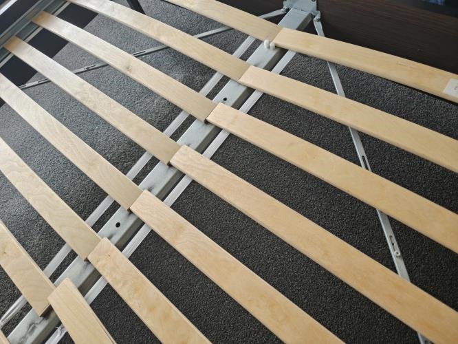 Second-hand IKEA Queen Size Bed Frame - Photo 5)