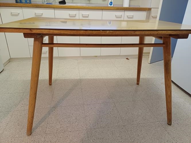Second-hand Dining Table with 4 Chairs - Photo 5)