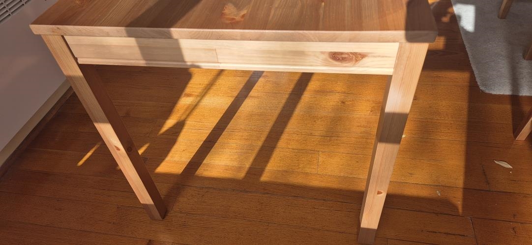 Second-hand IKEA Dining Table with 4 Chairs - Photo 5)