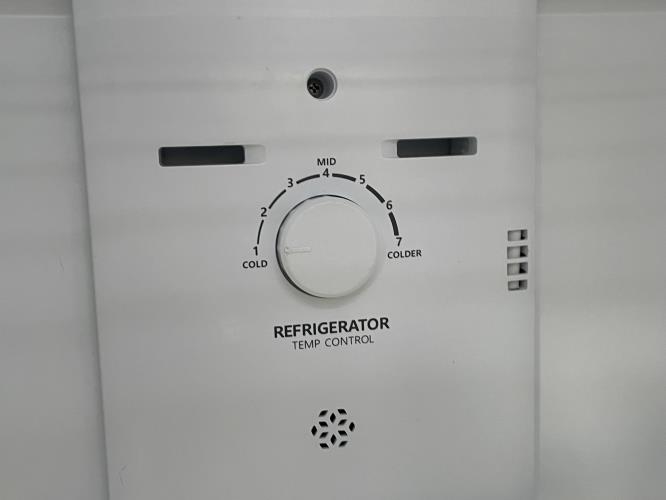 Second-hand Hisense 326L Top Mount Fridge - Photo 5)