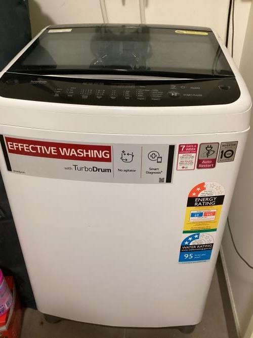 Second-hand LG 6.5kg Top Load Washing Machine - Photo 5)