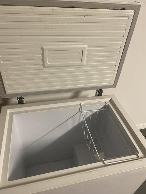 Second-hand Westinghouse 142L Freezer - Photo 5)