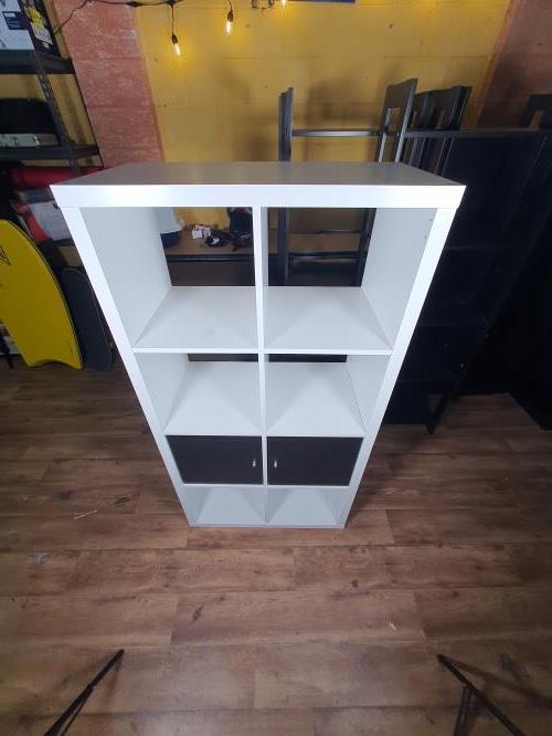 Second-hand IKEA KALLAX Shelf Unit - Photo 5)