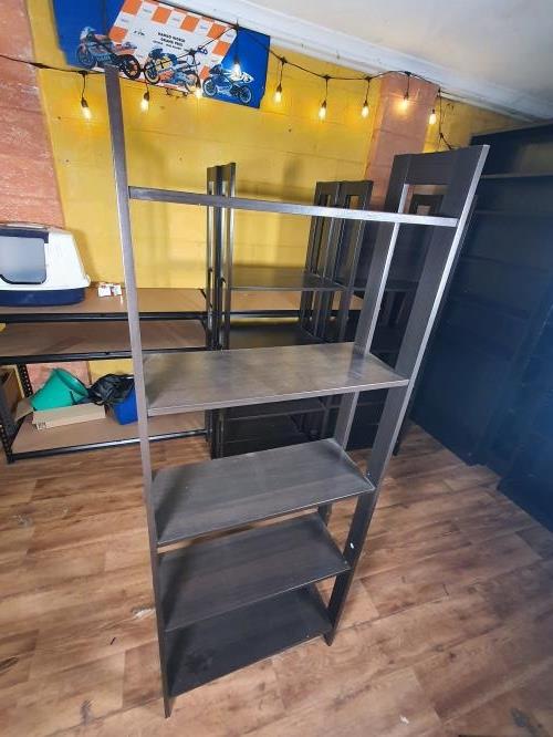 Second-hand IKEA Bookshelf - Photo 5)