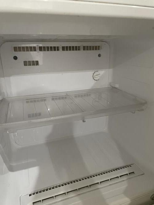Second-hand Samsung 216L Top Mount Fridge - Photo 5)