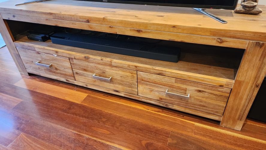 Second-hand Entertainment Unit - Photo 5)