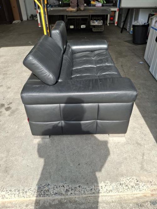 Second-hand Two Seater Sofa - Photo 5)