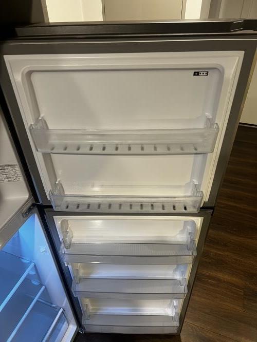 Second-hand Hisense 326L Top Mount Fridge - Photo 5)