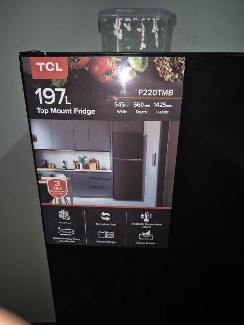 Second-hand TCL 197L Top Mount Fridge - Photo 5)