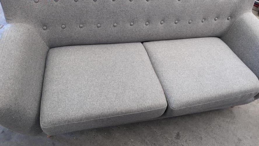 Second-hand Sofa - Photo 5)