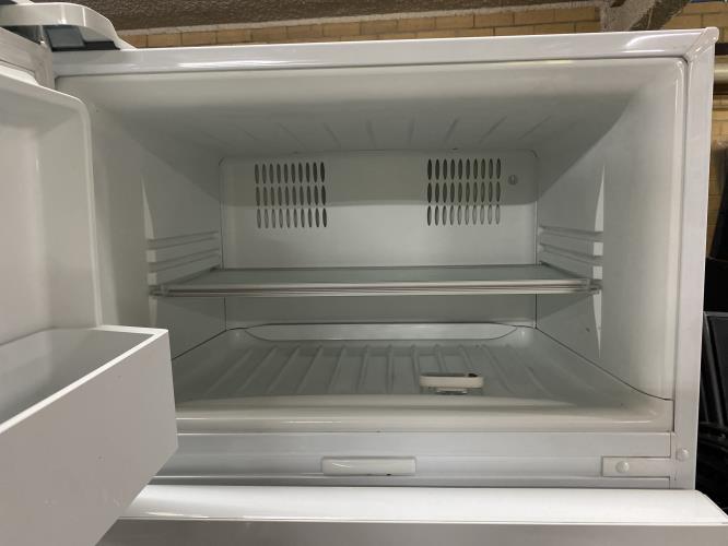 Second-hand Fisher & Paykel 447L Top Mount Fridge - Photo 5)