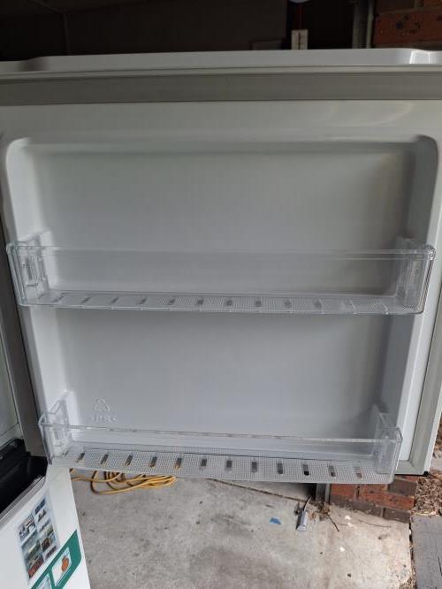 Second-hand Hisense 350L Top Mount Fridge - Photo 5)