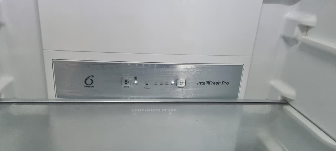 Second-hand Whirlpool 290L Bottom Mount Fridge - Photo 5)