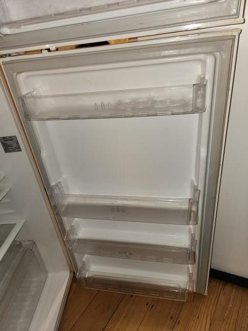 Second-hand LG 422L Top Mount Fridge - Photo 5)