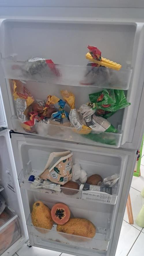 Second-hand Hisense 205L Top Mount Fridge - Photo 5)