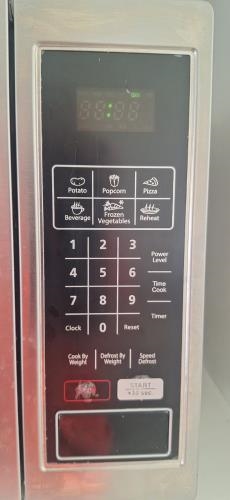 Second-hand Anko Microwave - Photo 5)