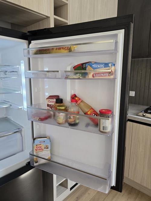 Second-hand Samsung 427L Bottom Mount Fridge - Photo 5)