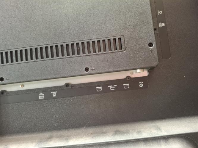 Second-hand Soniq 75\" Smart TV - Photo 5)