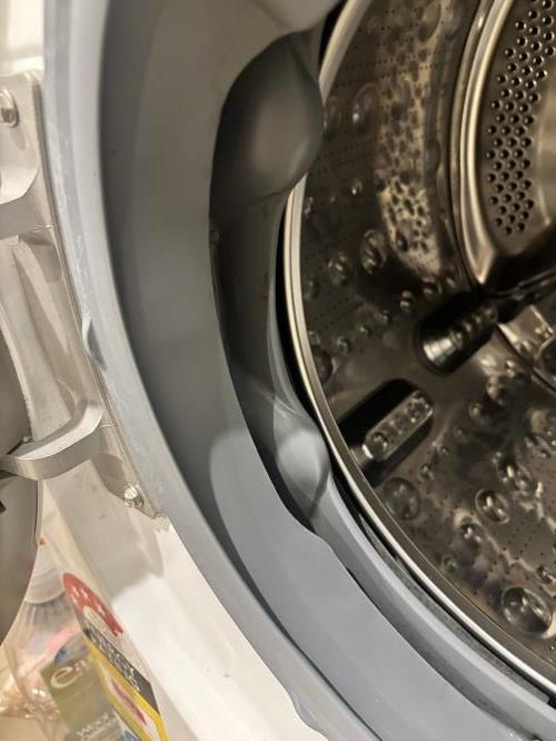 Second-hand LG 9kg Front Load Washing Machine - Photo 5)