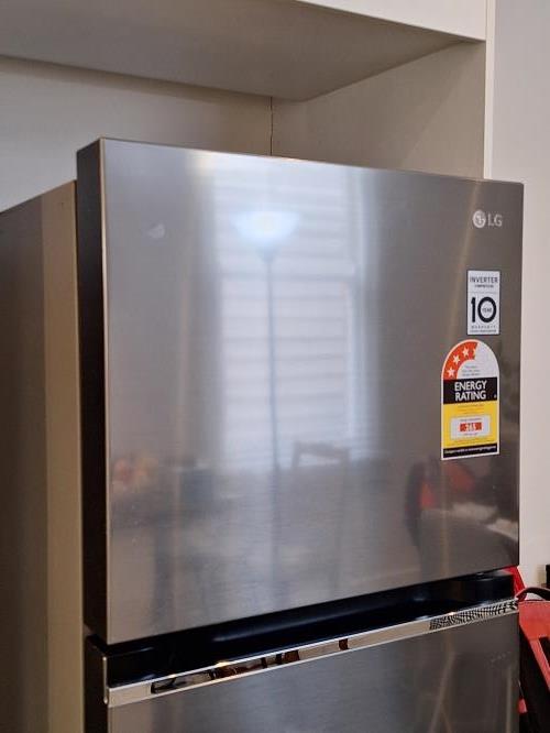 Second-hand LG 243L Top Mount Fridge - Photo 5)
