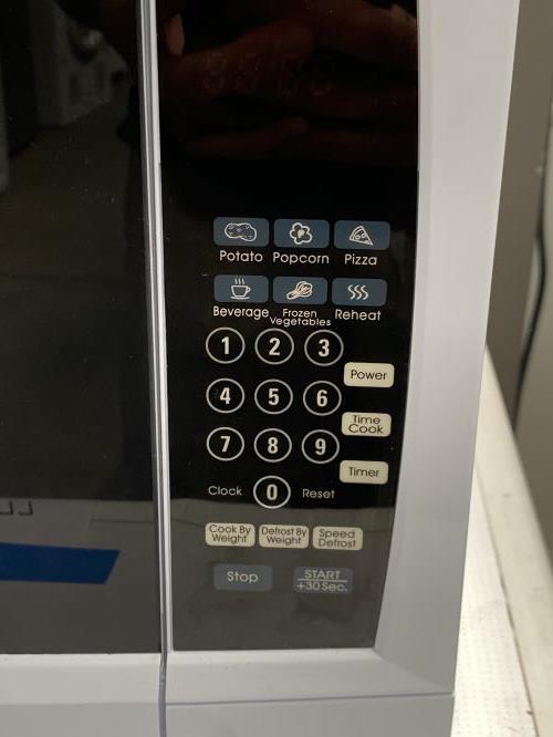 Second-hand  - Photo 5)