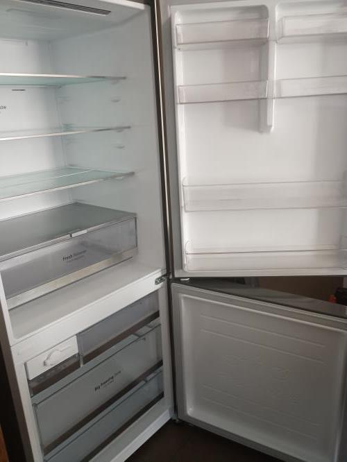 Second-hand LG 420L Bottom Mount Fridge - Photo 5)