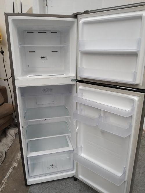 Second-hand Samsung 326L Top Mount Fridge - Photo 5)