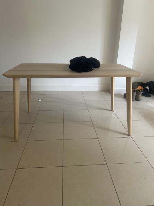 Second-hand Dining Table with 4 Chairs - Photo 5)