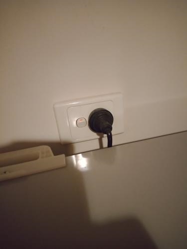 Second-hand Toshiba 322L Top Mount Fridge - Photo 5)