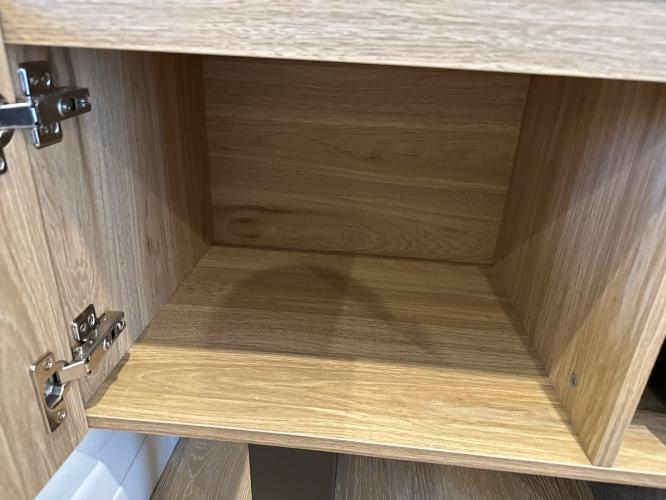 Second-hand Entertainment Unit - Photo 5)