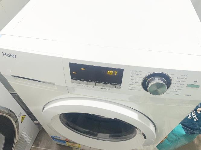 Second-hand Haier 7.5kg Front Load Washing Machine - Photo 5)