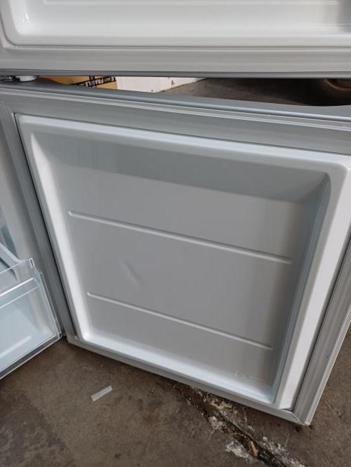 Second-hand LG 335L Bottom Mount Fridge - Photo 5)