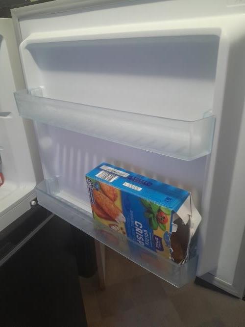 Second-hand Chiq 348L Top Mount Fridge - Photo 5)