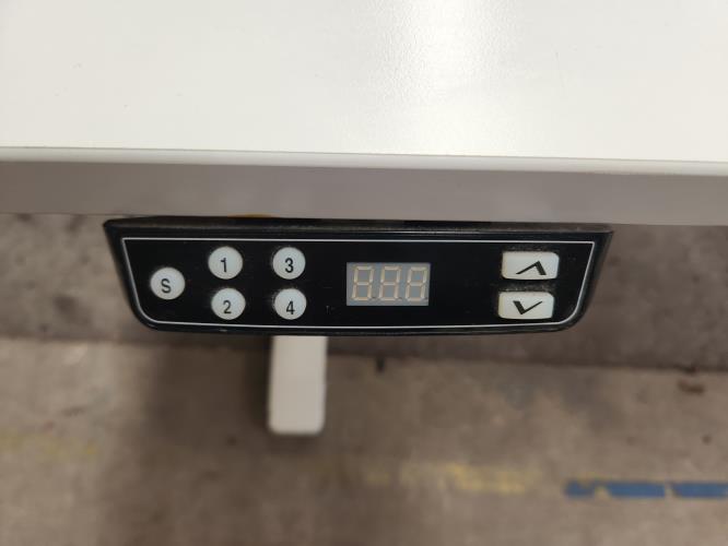 Second-hand Power Operated Height-Adjustable Desk - Photo 5)