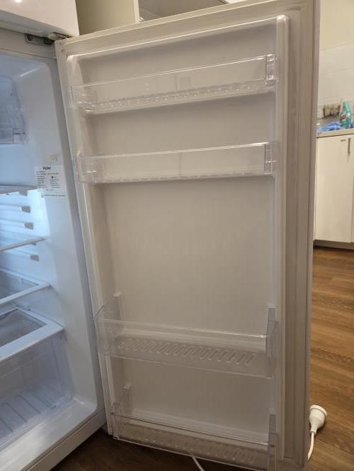 Second-hand Haier 261L Top Mount Fridge - Photo 5)