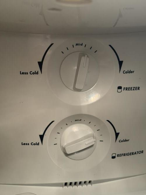 Second-hand Westinghouse 420L Top Mount Fridge - Photo 5)