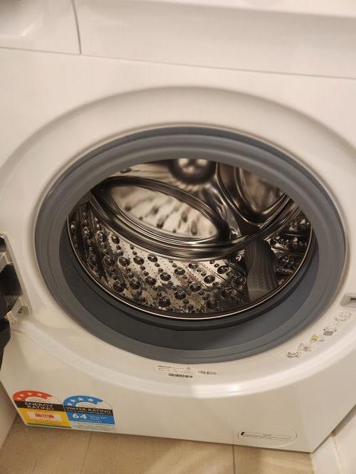 Second-hand Hisense 7.5kg Front Load Washing Machine - Photo 5)